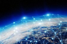 Compound 被列入 Coinbase Earn 计划后，用户量显著上升
