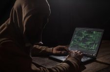 分析：攻击 Nexus Mutual 创始人的黑客已套现近 35% 的资金