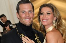 FTX 与 Tom Brady 和 Gisele Bündchen 合作进行长期交易
