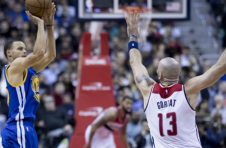 NBA 巨星斯蒂芬库里跳上加密列车